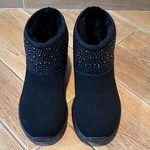 Sketchers Slip-Ins Boots